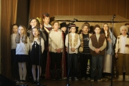 XII Przegląd Jasełek i Obrzędów Kolędniczych XII Przegląd Jasełek i Obrzędów Kolędniczych