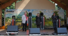 Dzień Stracha Polnego 2013 r. Foto : J.B. Dzień Stracha Polnego 2013 r. Foto : J.B.